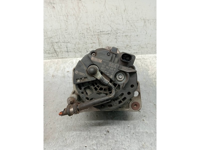 Recambio de alternador para volkswagen polo (9n1) highline referencia OEM IAM 0124325013 037903025M 