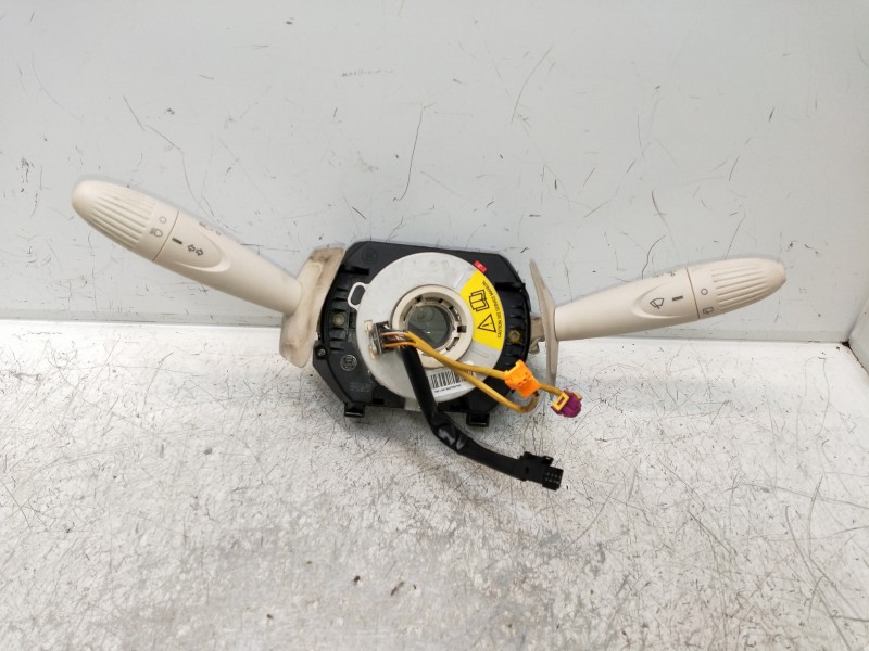 Recambio de mando luces para fiat nuova 500 (150) lounge referencia OEM IAM 0735472640  