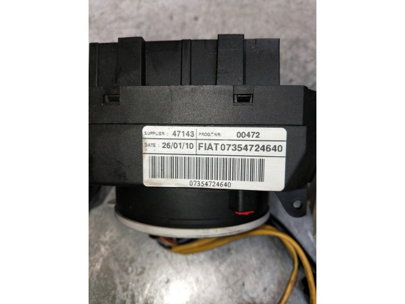 Recambio de mando luces para fiat nuova 500 (150) lounge referencia OEM IAM 0735472640  