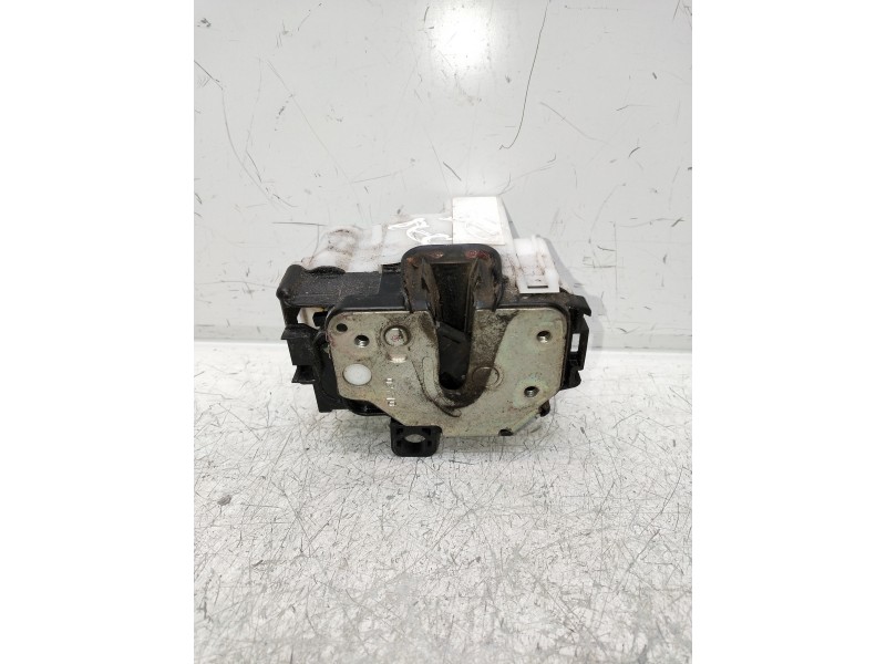 Recambio de motor cierre centralizado delantero derecho para fiat nuova 500 (150) lounge referencia OEM IAM   3P