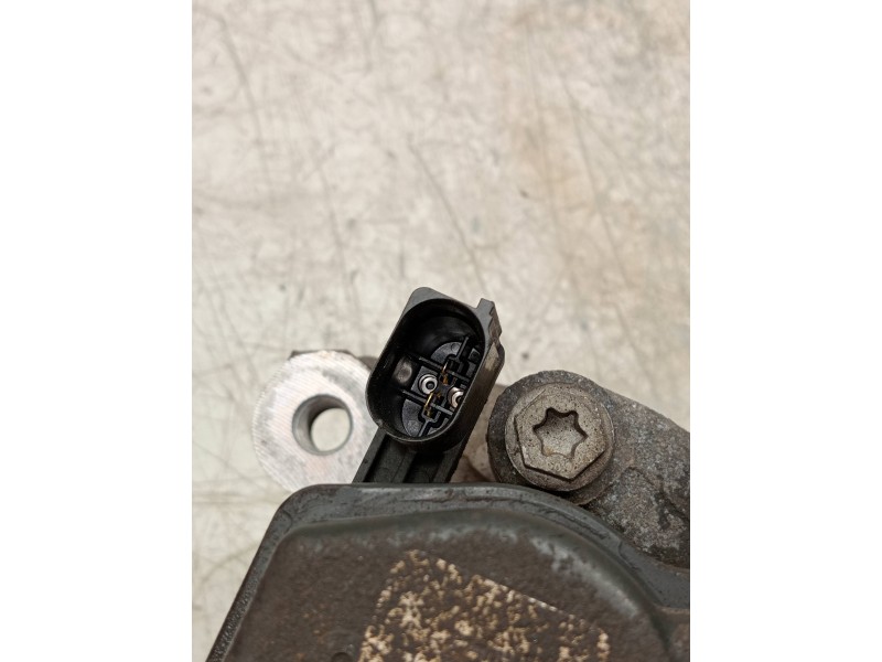 Recambio de pinza freno trasera derecha para nissan qashqai (j11) acenta referencia OEM IAM   