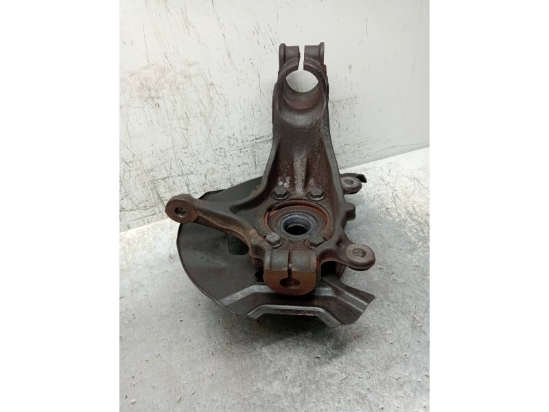 Recambio de mangueta delantera izquierda para nissan qashqai (j11) acenta referencia OEM IAM   