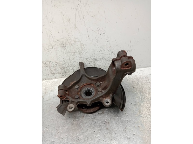 Recambio de mangueta delantera izquierda para nissan qashqai (j11) acenta referencia OEM IAM   