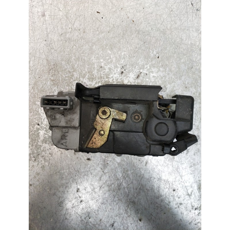 Recambio de motor cierre centralizado trasero derecho para citroen xsara berlina 1.9 td sx referencia OEM IAM   5P