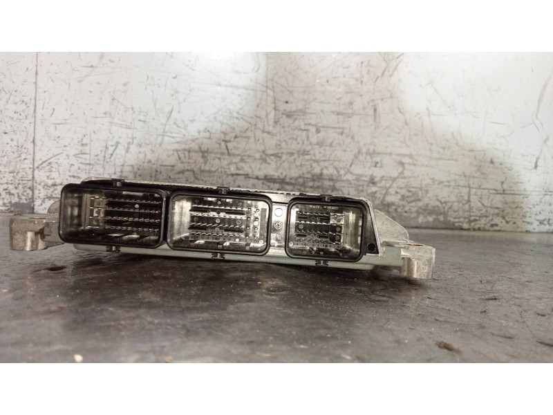 Recambio de centralita motor uce para renault zoe referencia OEM IAM A2C12198004 237D4289R EMS3180 237D40054R