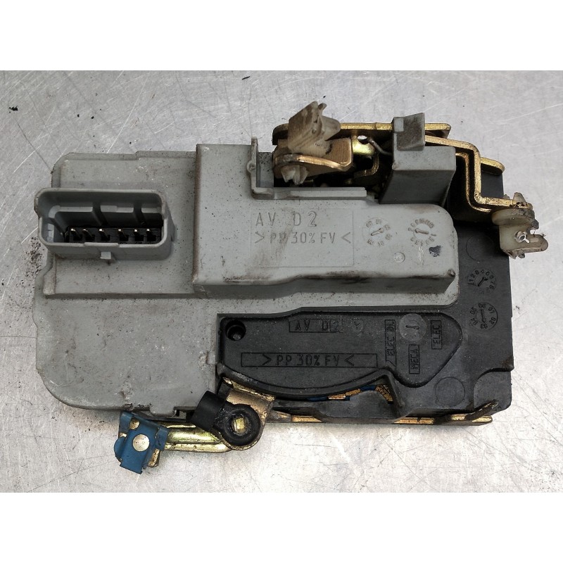 Recambio de motor cierre centralizado delantero derecho para citroen berlingo 2.0 hdi vivace referencia OEM IAM   5P