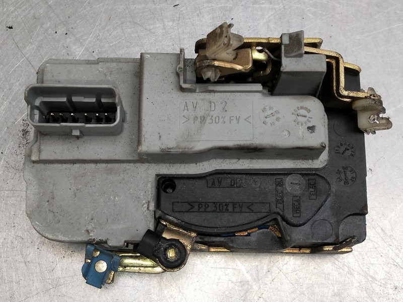 Recambio de motor cierre centralizado delantero derecho para citroen berlingo 2.0 hdi vivace referencia OEM IAM   5P