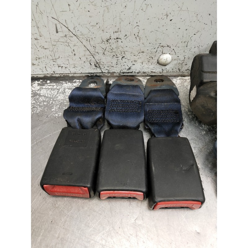 Recambio de juego cinturones trasero para citroen berlingo 2.0 hdi vivace referencia OEM IAM 33008325 052103 5P
