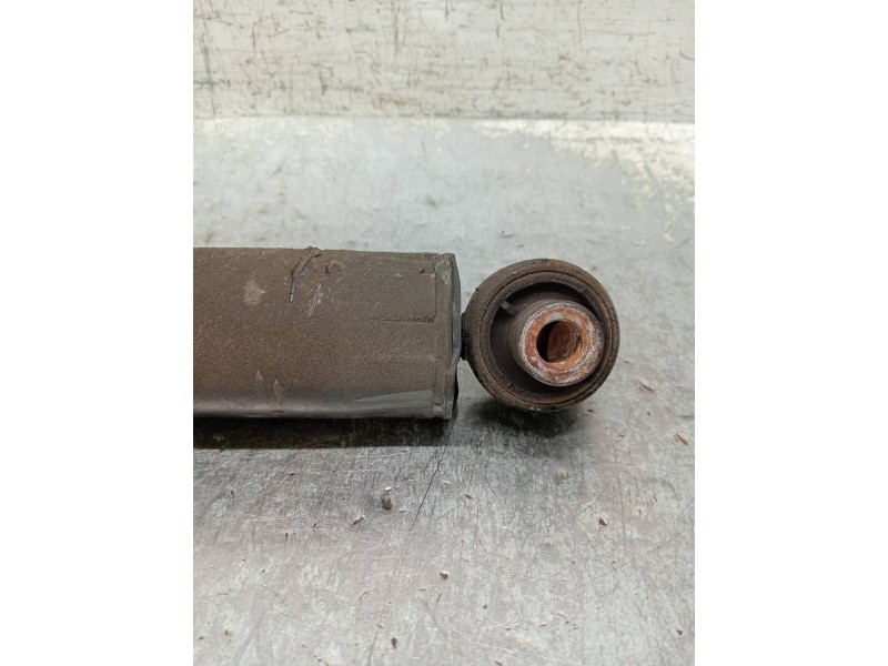 Recambio de amortiguador trasero derecho para nissan qashqai (j11) acenta referencia OEM IAM 56210HV03A  