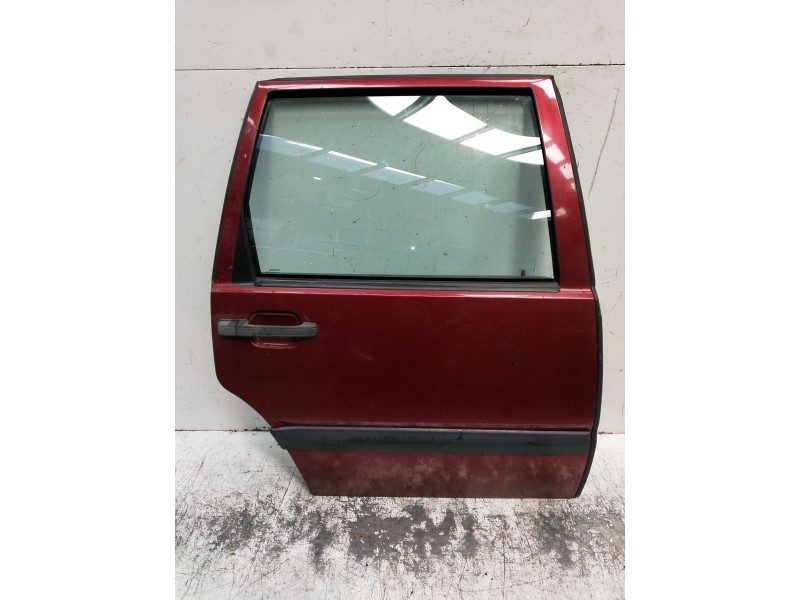 Recambio de puerta trasera derecha para volvo serie 850 2.5 10v berlina referencia OEM IAM   4P