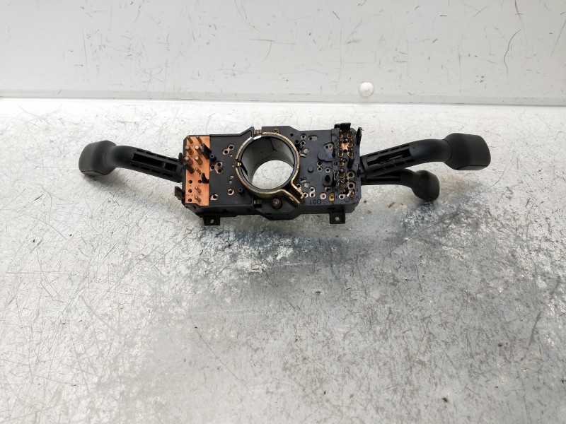Recambio de mando luces para audi 80 1.9 tdi referencia OEM IAM   