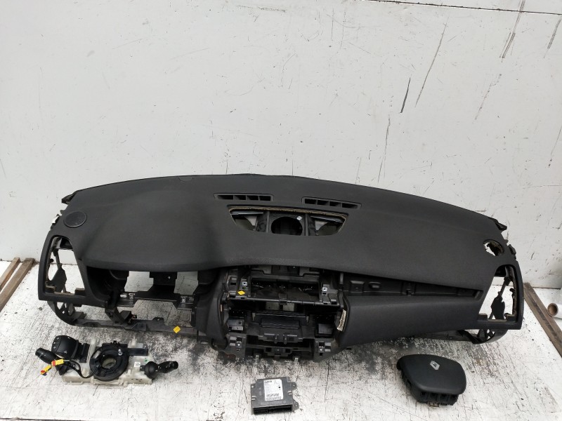 Recambio de kit airbag para renault laguna coupe initiale referencia OEM IAM 610716400 285588550R 