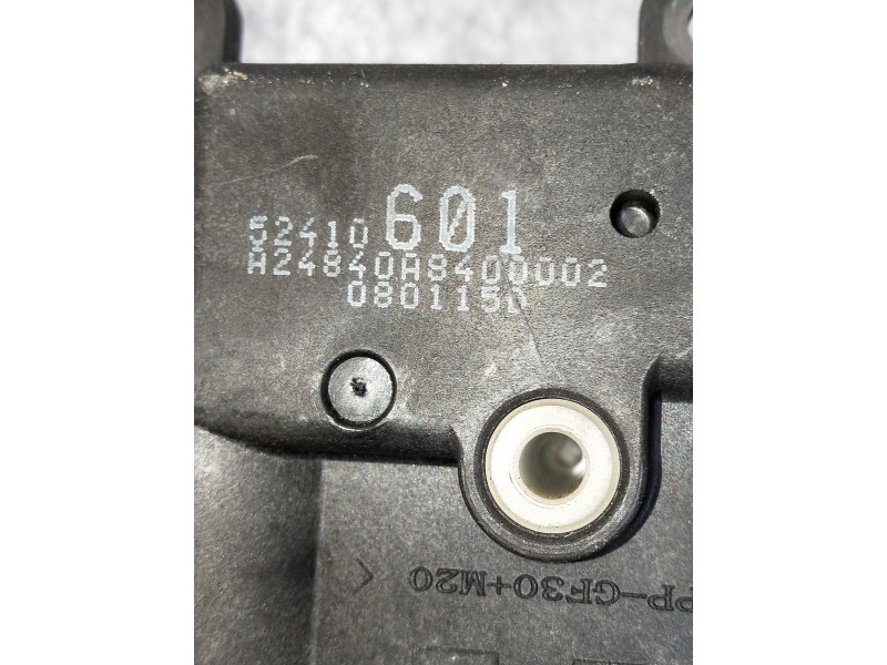 Recambio de motor apertura trampillas climatizador para renault laguna coupe initiale referencia OEM IAM 52410601 A024840A840000