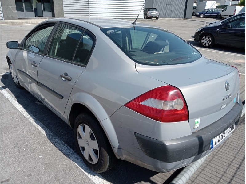 renault megane ii classic berlina del año 2003