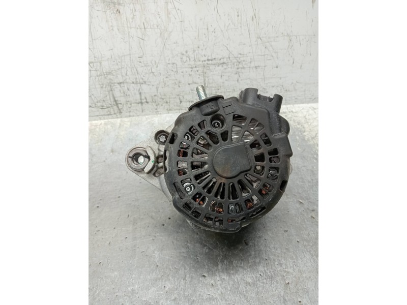 Recambio de alternador para kia ceed business referencia OEM IAM 3730003815  
