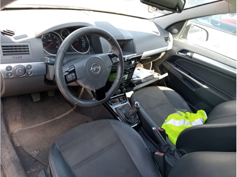 opel astra h ber. del año 2010