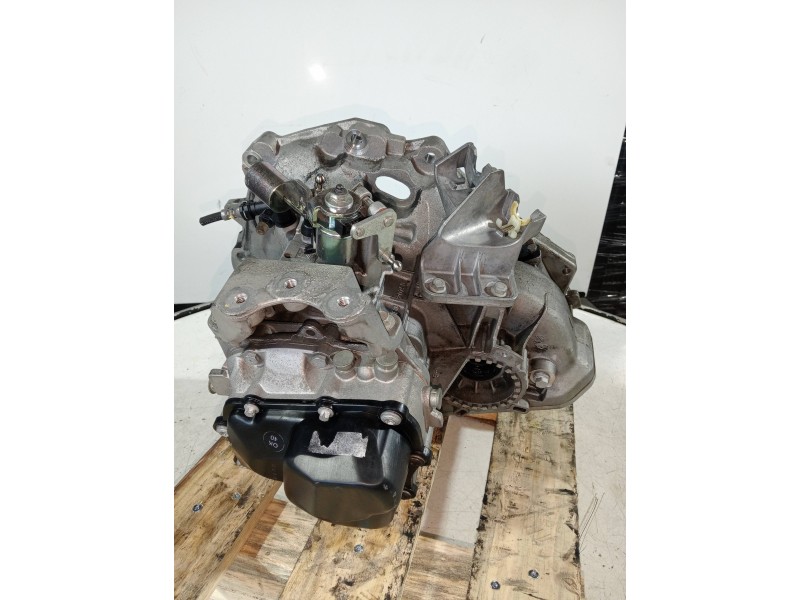 Recambio de caja cambios para chevrolet aveo berlina hatchback lt referencia OEM IAM A12W374 A120014576AHHW374 5V