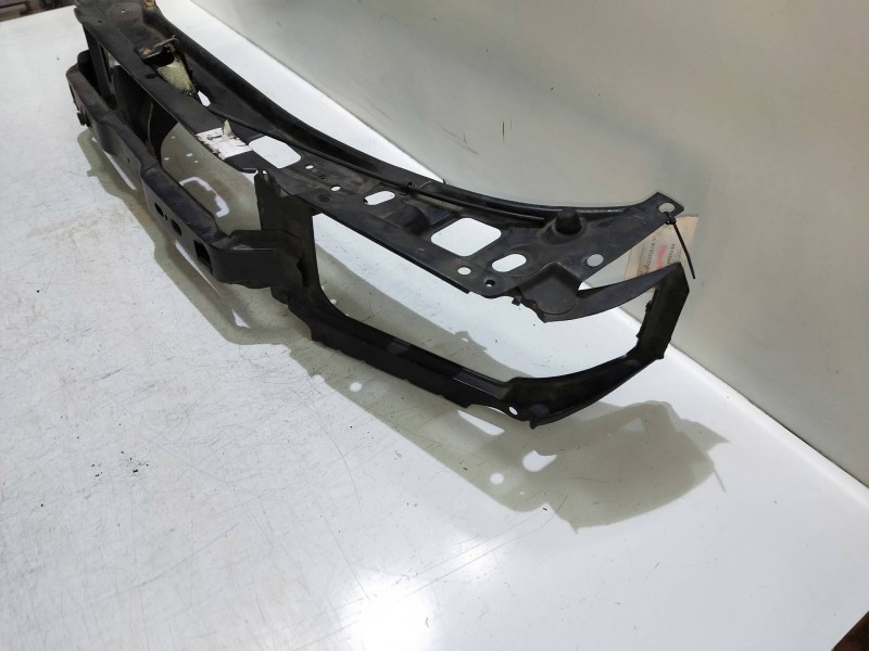 Recambio de panel frontal para volkswagen passat berlina (312) 2.0 referencia OEM IAM    Recambio de panel frontal para volkswagen passat berlina (312) 2.0 referencia OEM IAM