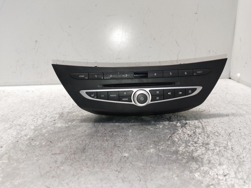 Recambio de sistema audio / radio cd para renault laguna coupe initiale referencia OEM IAM 281150053R  