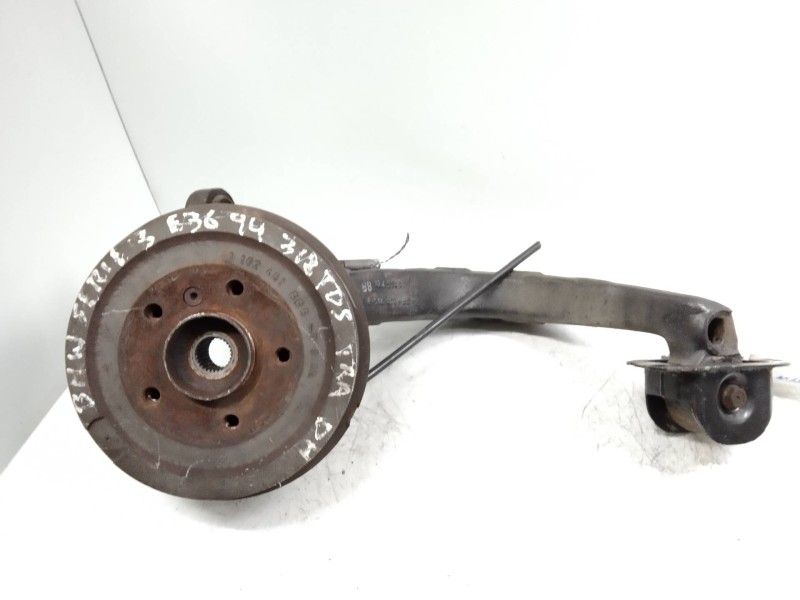 Recambio de mangueta trasera izquierda para bmw serie 3 berlina (e36) 318tds referencia OEM IAM    Recambio de mangueta trasera izquierda para bmw serie 3 berlina (e36) 318tds referencia OEM IAM