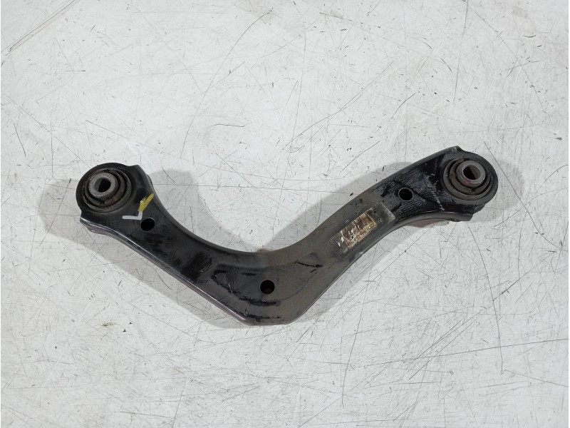 Recambio de brazo suspension superior trasero izquierdo para kia ceed business referencia OEM IAM 55100G4AA0  
