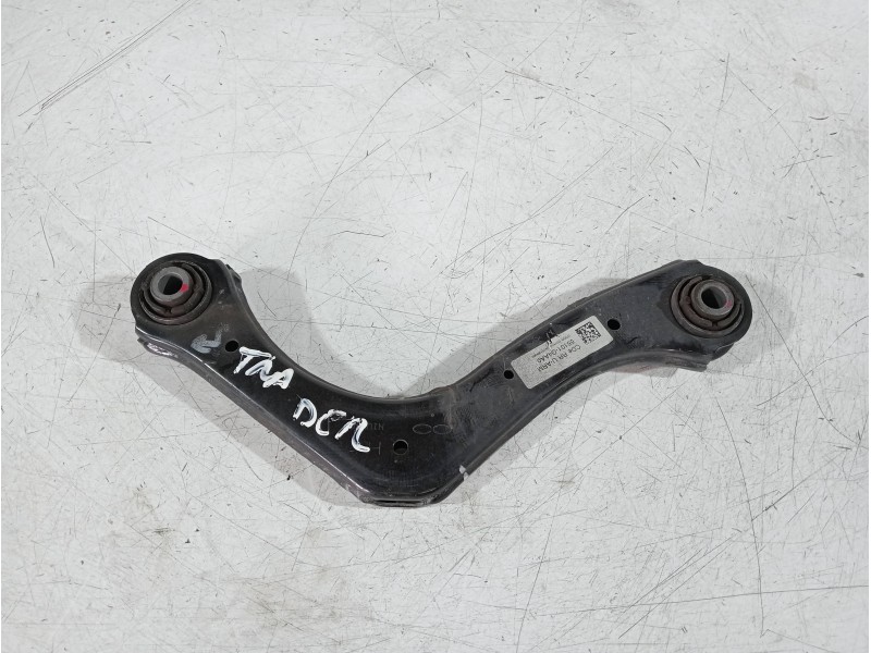 Recambio de brazo suspension superior trasero derecho para kia ceed business referencia OEM IAM 55101G4AA0  