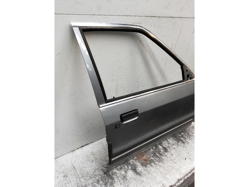 Recambio de puerta delantera derecha para ford orion gl referencia OEM IAM   4P