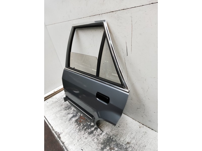 Recambio de puerta trasera izquierda para ford orion gl referencia OEM IAM   4P