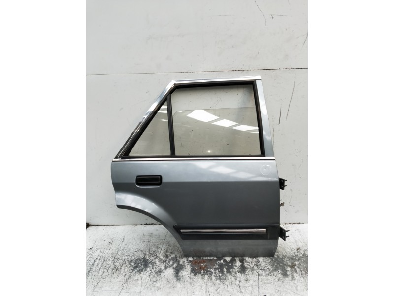 Recambio de puerta trasera derecha para ford orion gl referencia OEM IAM   4P