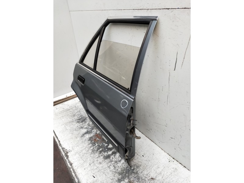 Recambio de puerta trasera derecha para ford orion gl referencia OEM IAM   4P