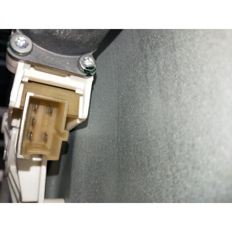 Recambio de elevalunas delantero derecho para mercedes clase m (w164) ml 300 cdi be 4-matic (164.121) referencia OEM IAM A168209