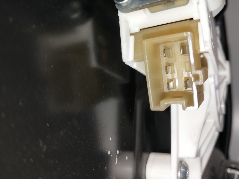 Recambio de elevalunas trasero izquierdo para mercedes clase m (w164) ml 300 cdi be 4-matic (164.121) referencia OEM IAM A164820