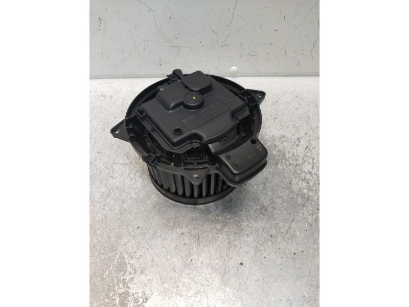 Recambio de motor calefaccion para mercedes clase m (w164) ml 300 cdi be 4-matic (164.121) referencia OEM IAM 7737080701 T101234