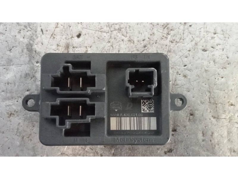 Recambio de caja precalentamiento para renault zoe referencia OEM IAM A43002100  