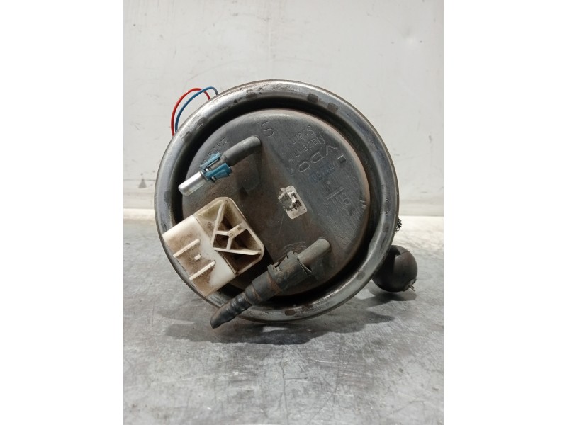 Recambio de bomba combustible para opel corsa c blue line referencia OEM IAM 228216001013  