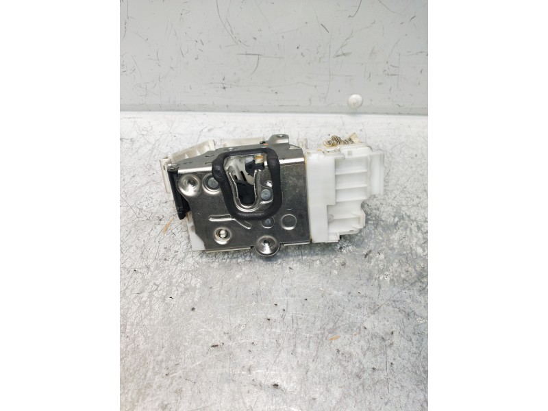 Recambio de motor cierre centralizado trasero derecho para mercedes clase m (w164) ml 300 cdi be 4-matic (164.121) referencia OE