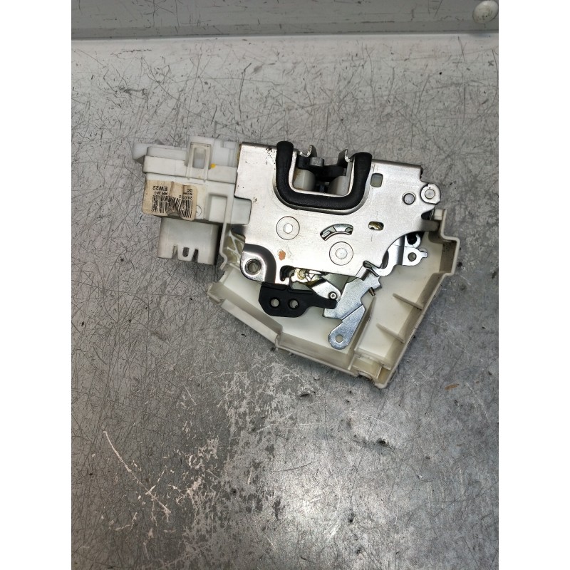 Recambio de motor cierre centralizado trasero derecho para mercedes clase m (w164) ml 300 cdi be 4-matic (164.121) referencia OE