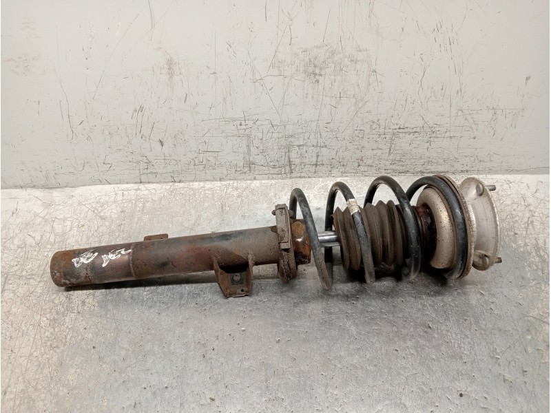 Recambio de amortiguador delantero izquierdo para bmw serie 1 berlina (e81/e87) 118d referencia OEM IAM 31316786019  