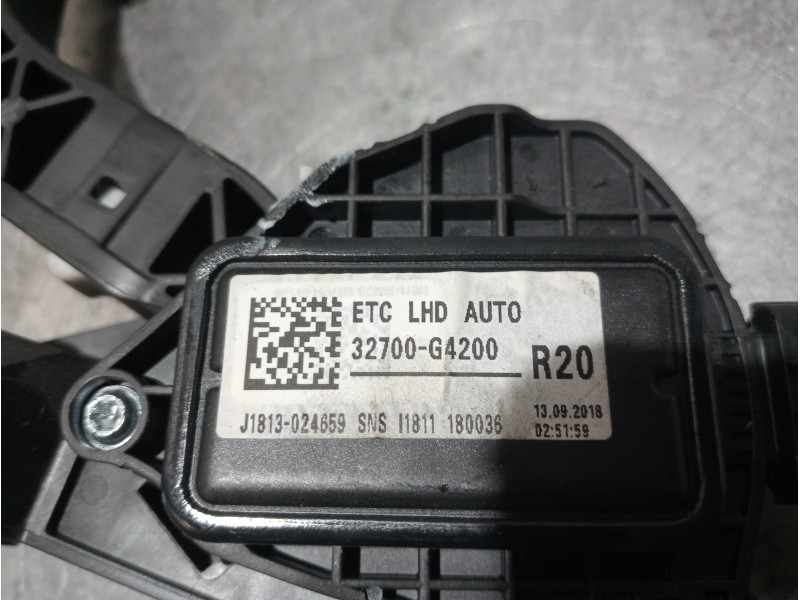Recambio de potenciometro pedal para kia ceed business referencia OEM IAM 32700G4200  