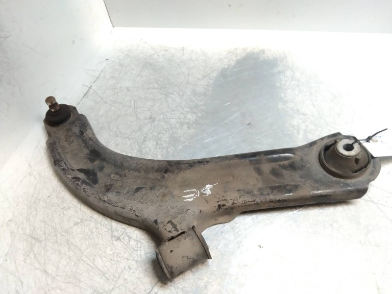 Recambio de brazo suspension inferior delantero derecho para nissan micra (k12e) 1.2 cat referencia OEM IAM   