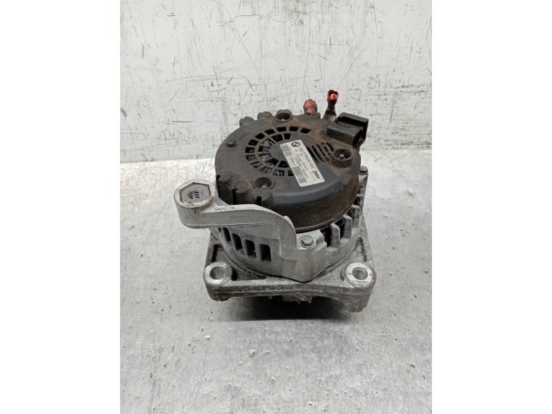 Recambio de alternador para bmw serie 1 berlina (e81/e87) 118d referencia OEM IAM 7802261AI05 FG18S019 2543461D