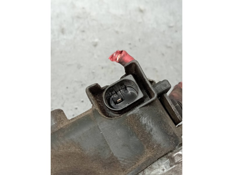 Recambio de alternador para bmw serie 1 berlina (e81/e87) 118d referencia OEM IAM 7802261AI05 FG18S019 2543461D