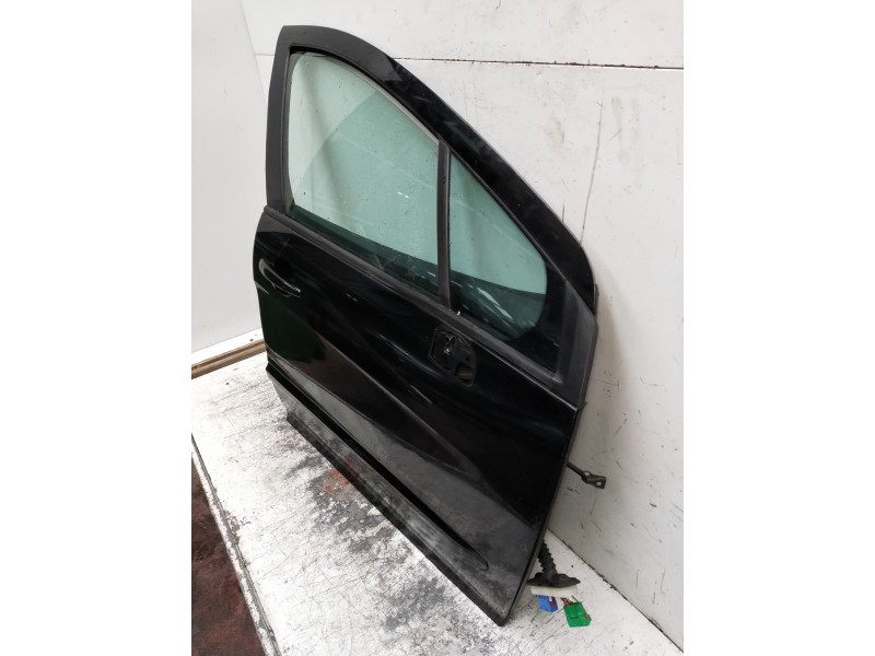 Recambio de puerta delantera derecha para peugeot 308 sport referencia OEM IAM   5P