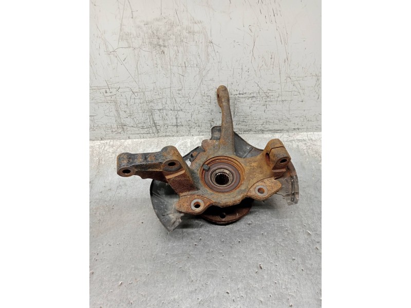 Recambio de mangueta delantera derecha para fiat nuova 500 (150) lounge referencia OEM IAM   