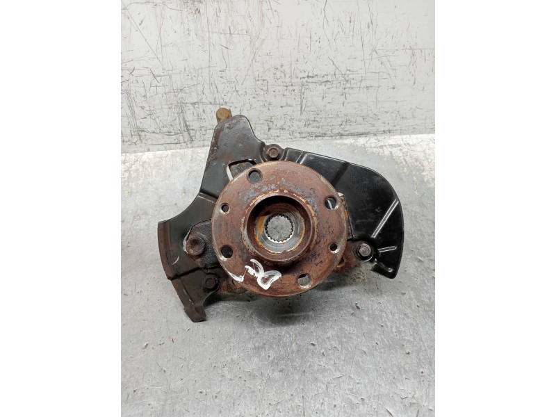 Recambio de mangueta delantera derecha para fiat nuova 500 (150) lounge referencia OEM IAM   