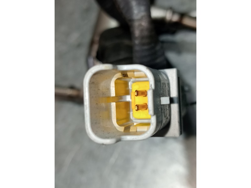 Recambio de inyector para nissan qashqai (j11) acenta referencia OEM IAM 208995377R A2C39941900 ADBLU