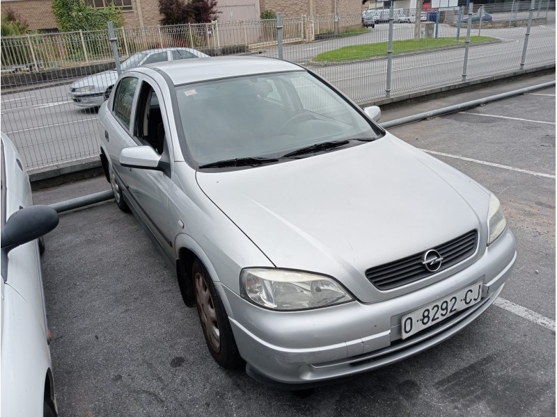 opel astra g berlina del año 1998