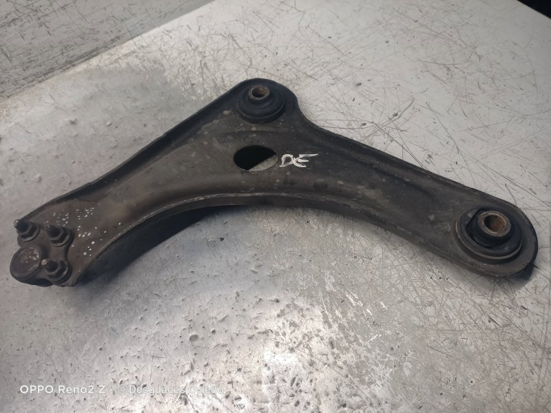 Recambio de brazo suspension inferior delantero derecho para citroen c3 hdi 70 furio referencia OEM IAM   
