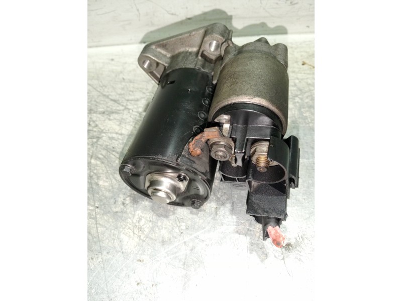 Recambio de motor arranque para ford focus berlina (cap) titanium referencia OEM IAM 0001107417  