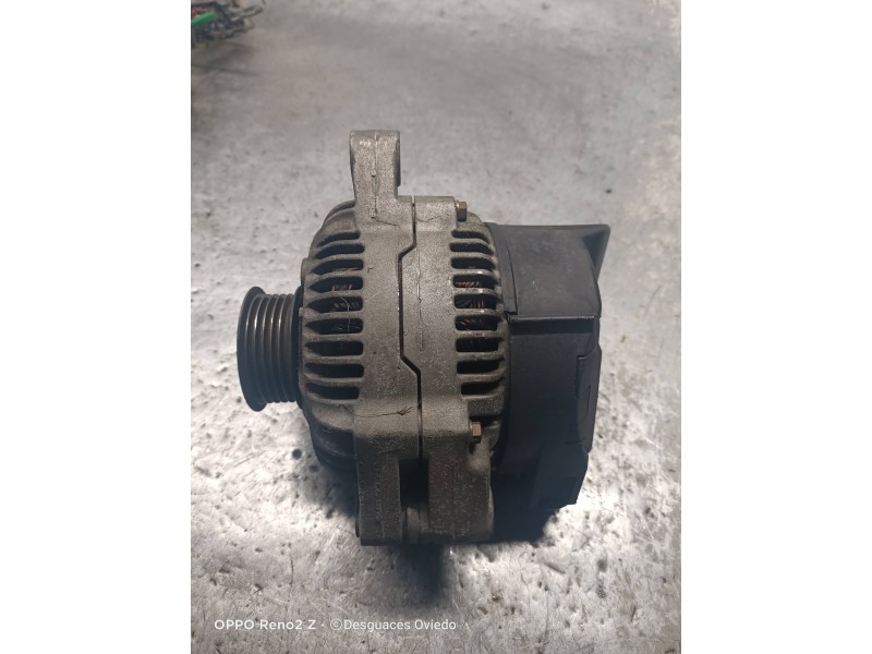 Recambio de alternador para toyota carina (t19) 2.0 berlina referencia OEM IAM 2706003040 0123325003 